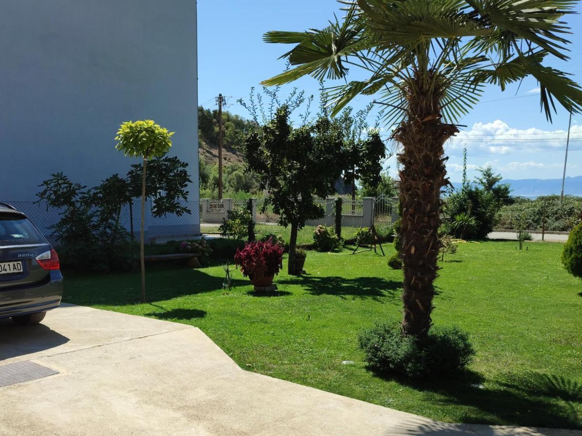 Apartments Three Ohrid Exterior photo