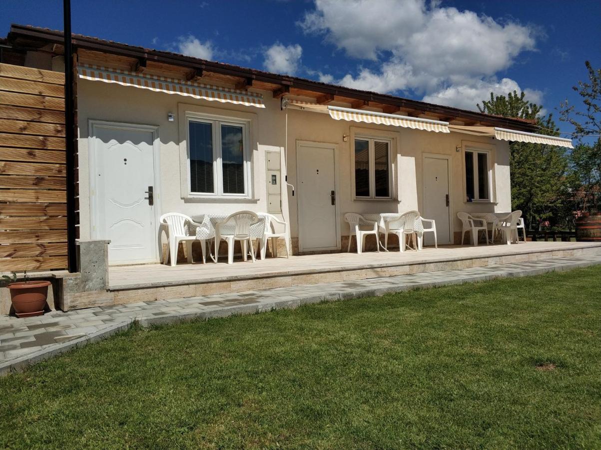 Apartments Three Ohrid Exterior photo